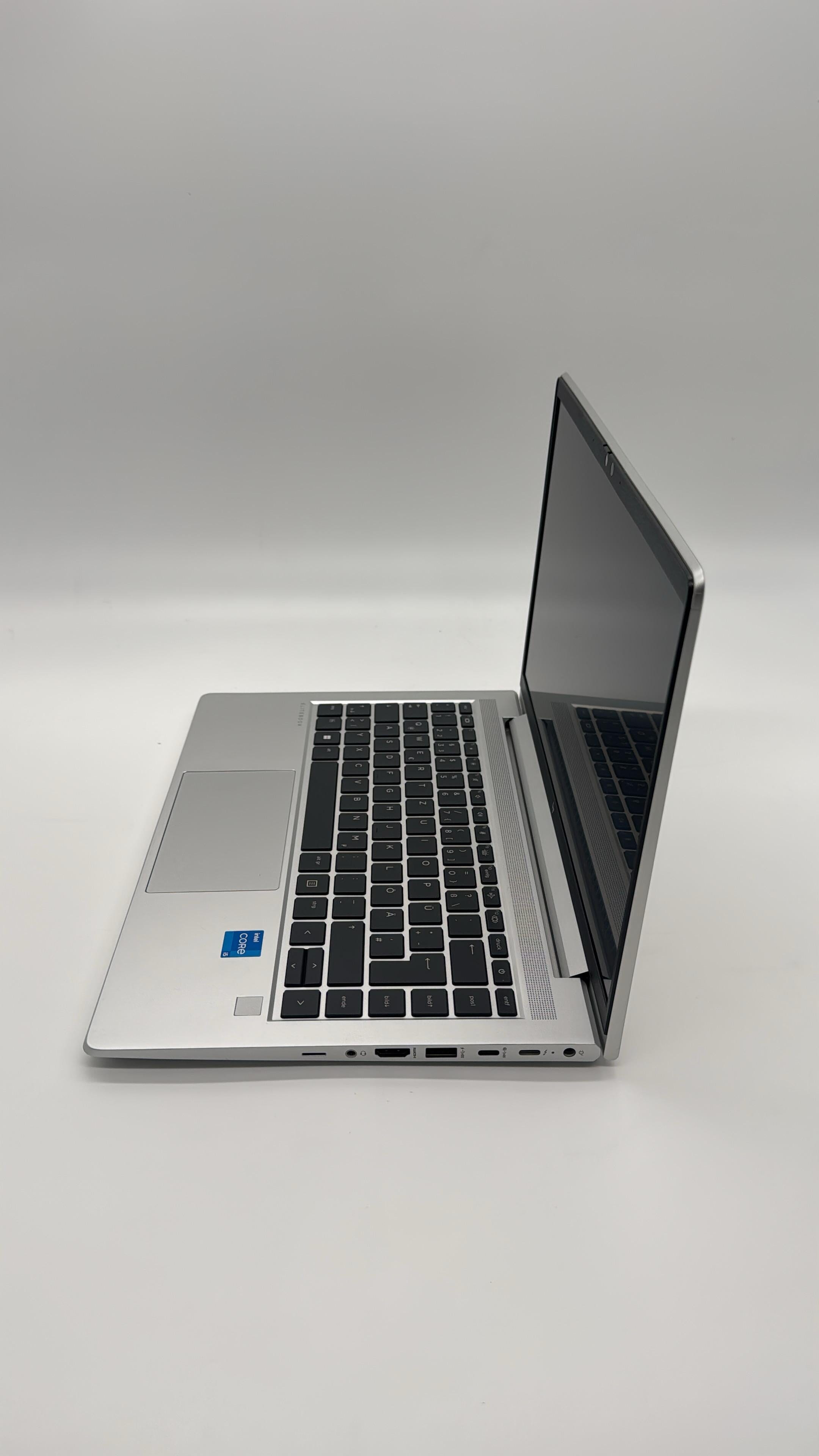 HP EliteBook 640 G10 i5-1335U 16GB 512GB SSD Win 11 Pro Laptops HP