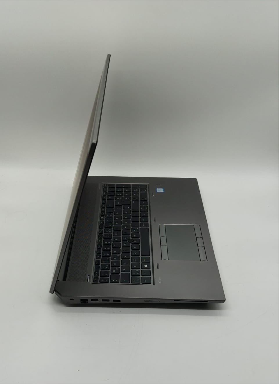 HP ZBook 17 G5 Intel i7-8750H 32GB RAM NVIDIA P3200 17,3" FHD 512GB SSD Laptops Notebook-Pro