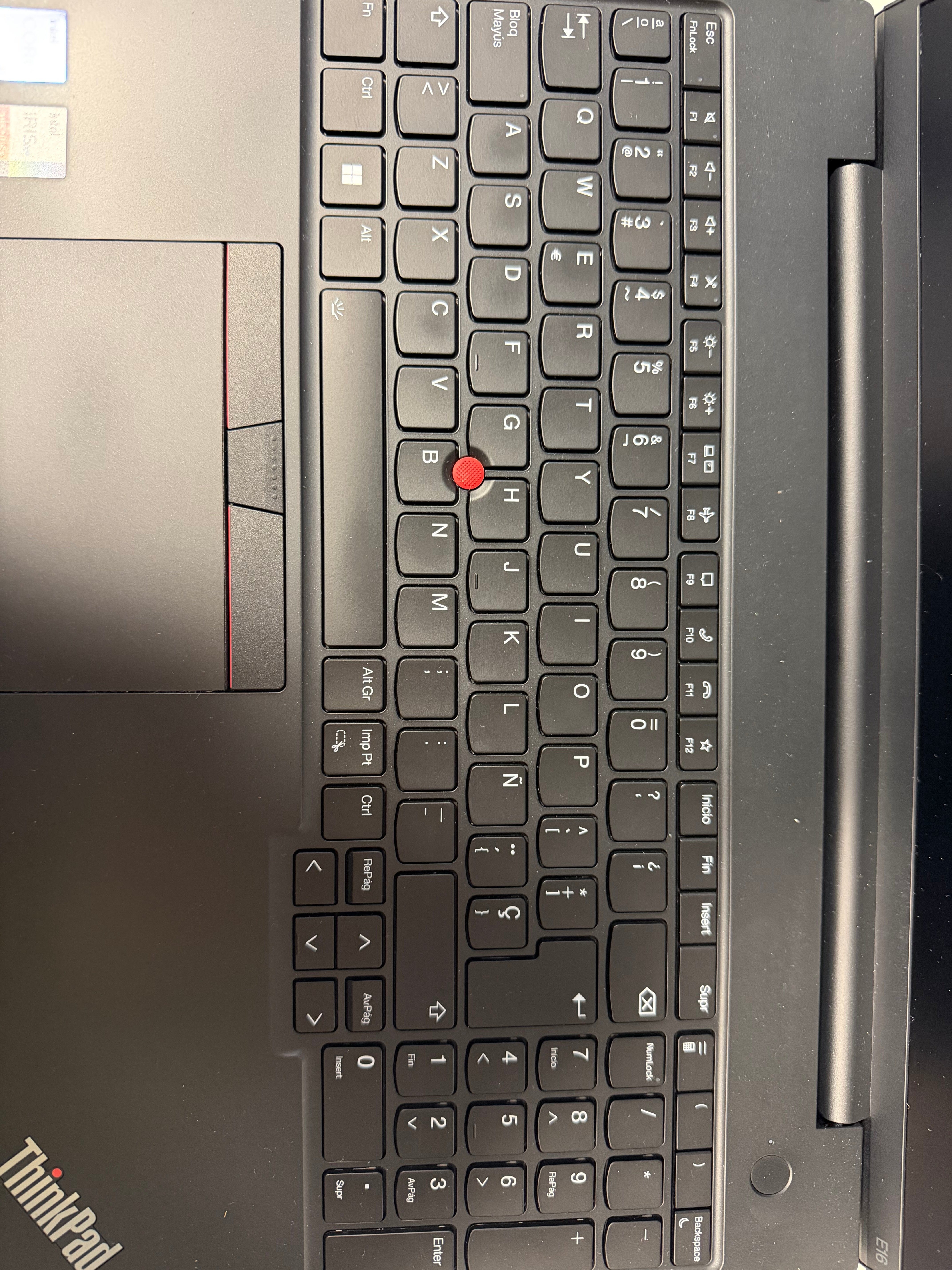 Lenovo ThinkPad E16 i7-1355U 16GB DDR4 512GB NVMe SSD 15,6" FHD IPS Win11 Pro SPANISH QWERTY Laptops Lenovo