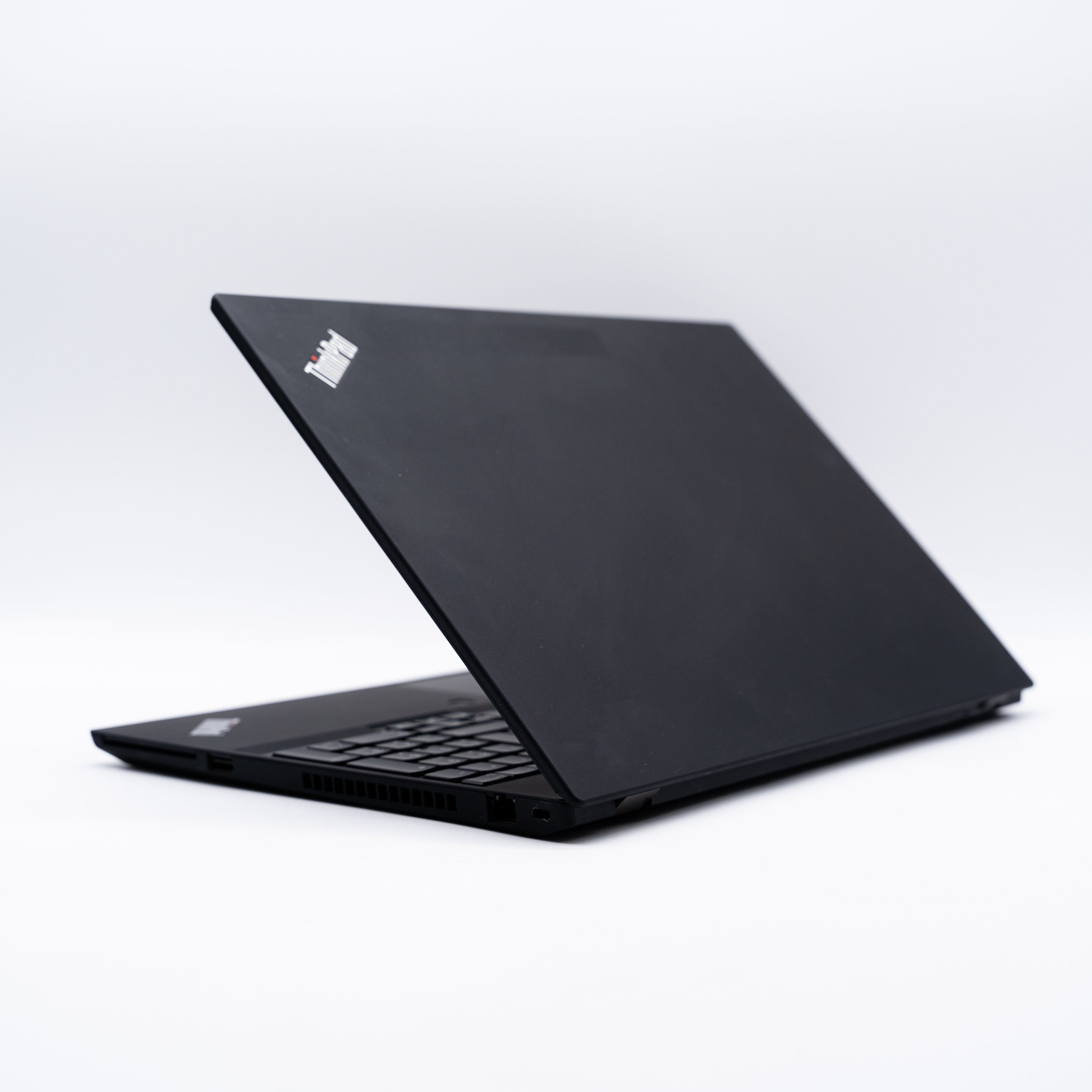 Lenovo ThinkPad T590 i7-8665U 32GB DDR4 15,6" FHD IPS 512GB NVMe SSD QWERTY Laptops Notebook-Pro 